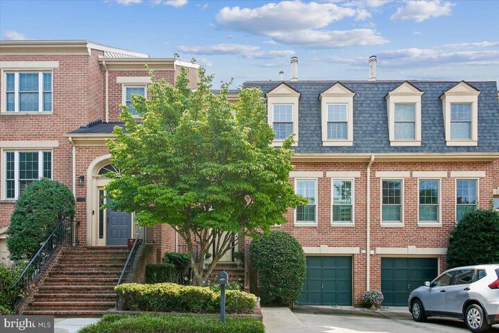 Property Photo:  1403 McLean Mews Court  VA 22101 