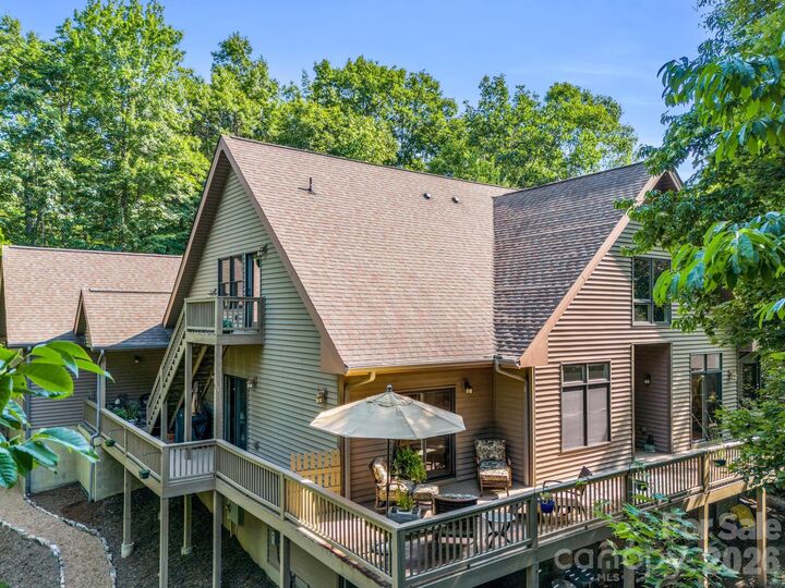 Property Photo:  117 Inoli Circle  NC 28712 
