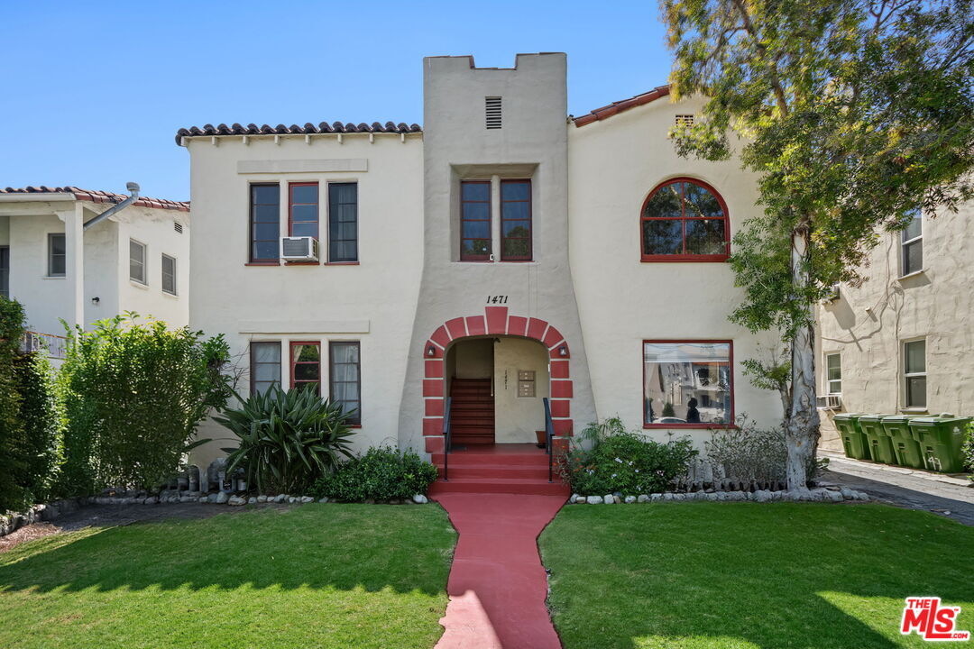 Property Photo:  1471 S Sherbourne Dr  CA 90035 