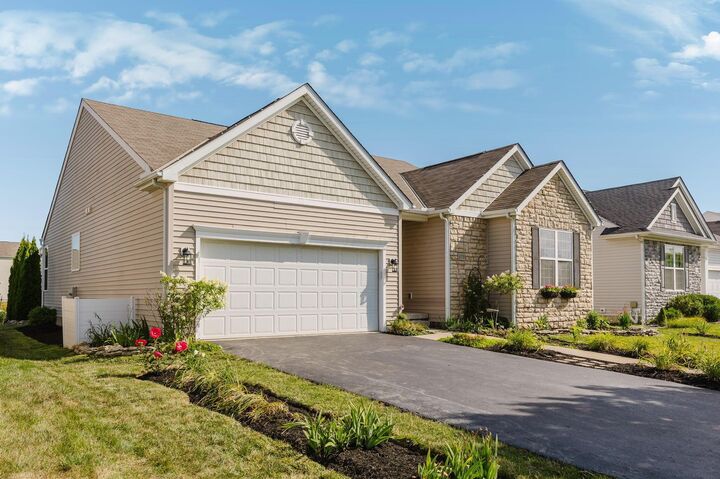 Property Photo:  5370 Herring Run Way  OH 43016 