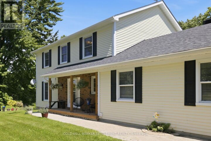 Property Photo: 41 Rideau Ferry Road ON K0G 1L0