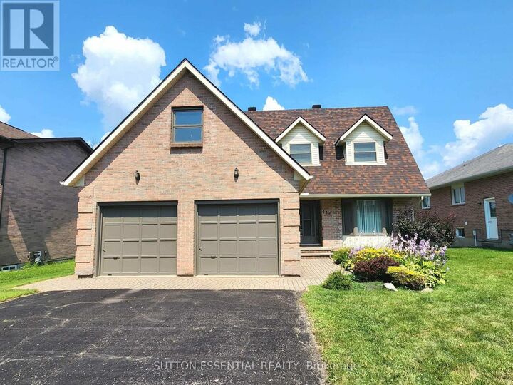 116 Margaret Place — photo 1