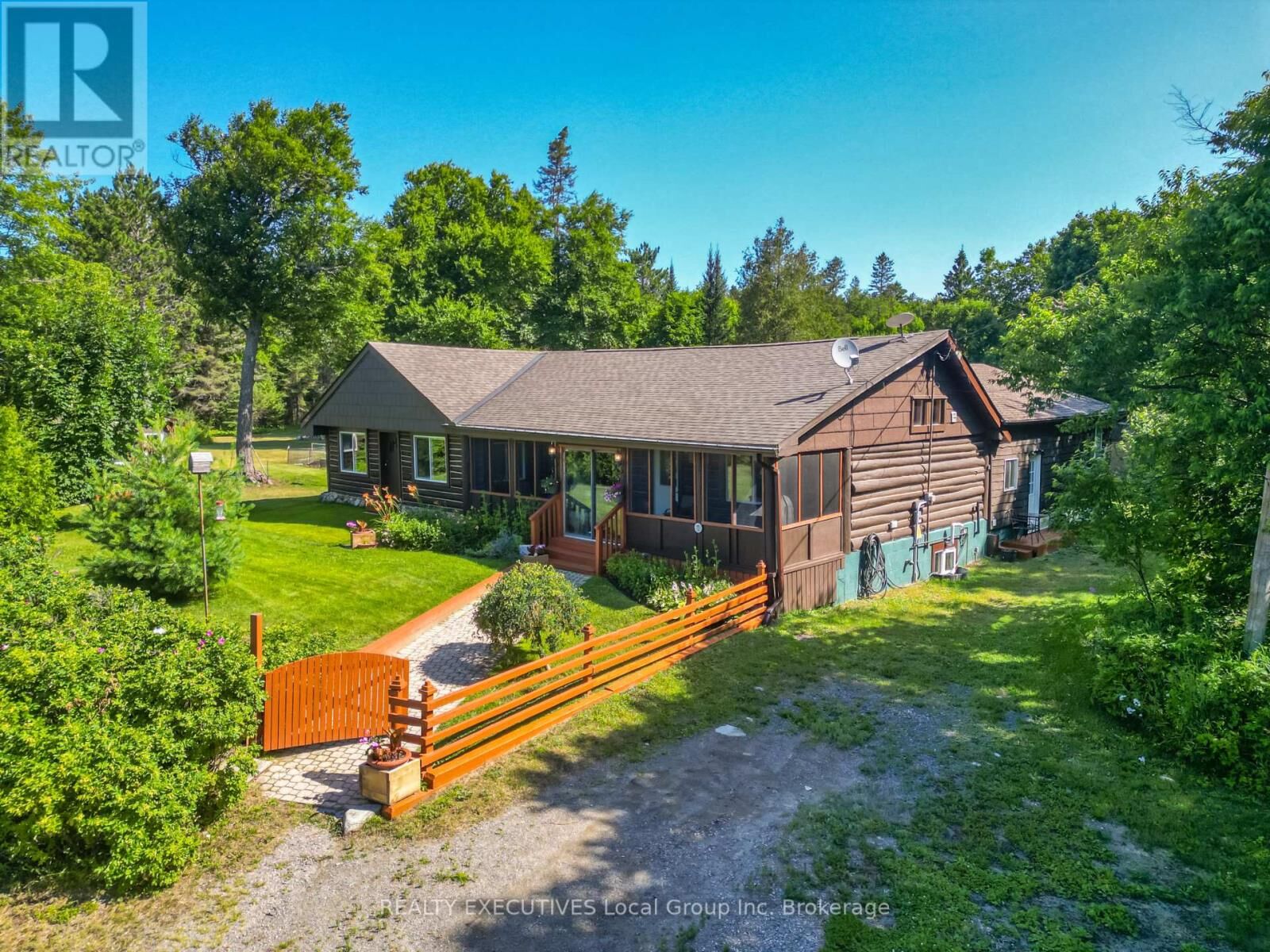 Property Photo: 2899 Highway 11 North ON P0H 1T0