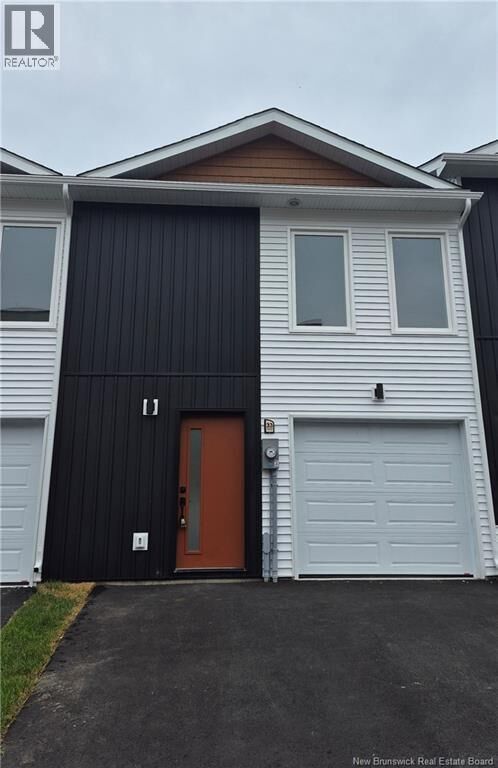Property Photo:  33 Arlington Crescent  NB E2K 0G4 