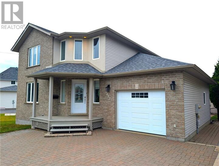 2472 Bancroft Drive — photo 1