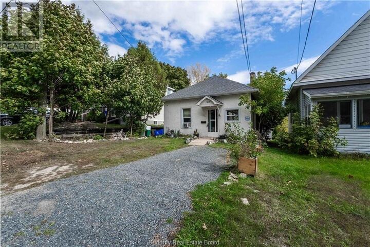 Property Photo:  190 Eyre Street  ON P3C 4B2 