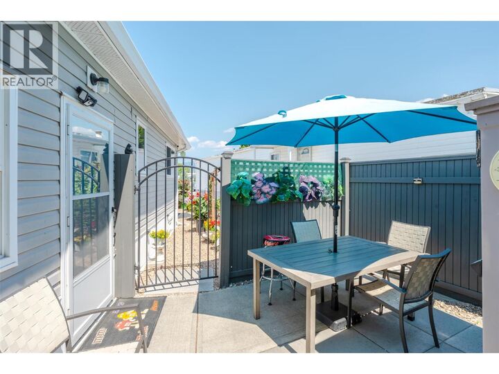 Property Photo:  999 Burnaby Avenue 61  BC V2A 1G7 