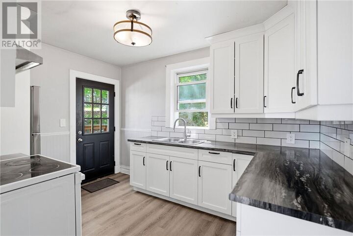 Property Photo:  140 Baker Street  ON P3C 2E9 