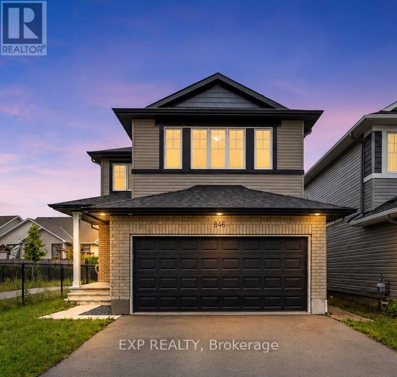 Property Photo:  846 Sendero Way  ON K2S 2W9 