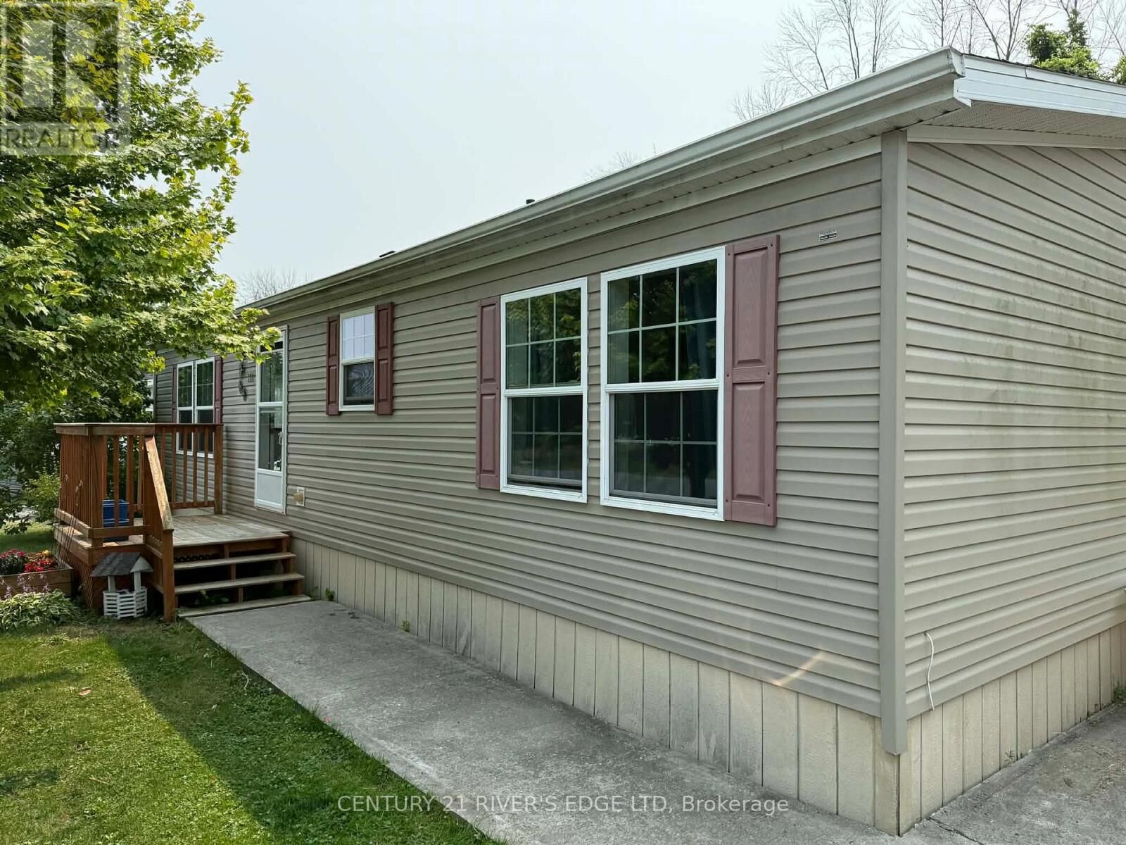 Photo de la propriété: 63 Whites Road ON K8V 5P5