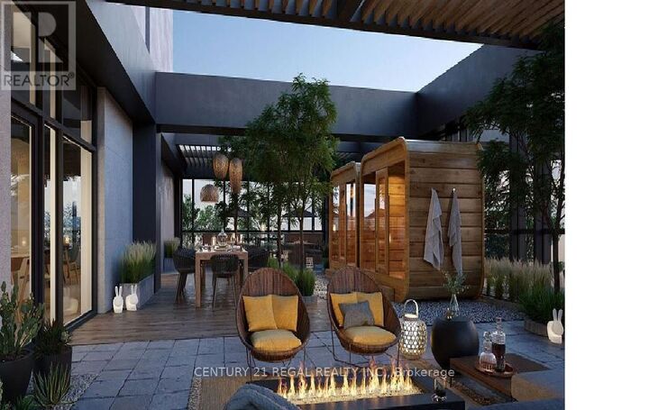 Property Photo:  741 King Street West 708  ON N2G 1E5 