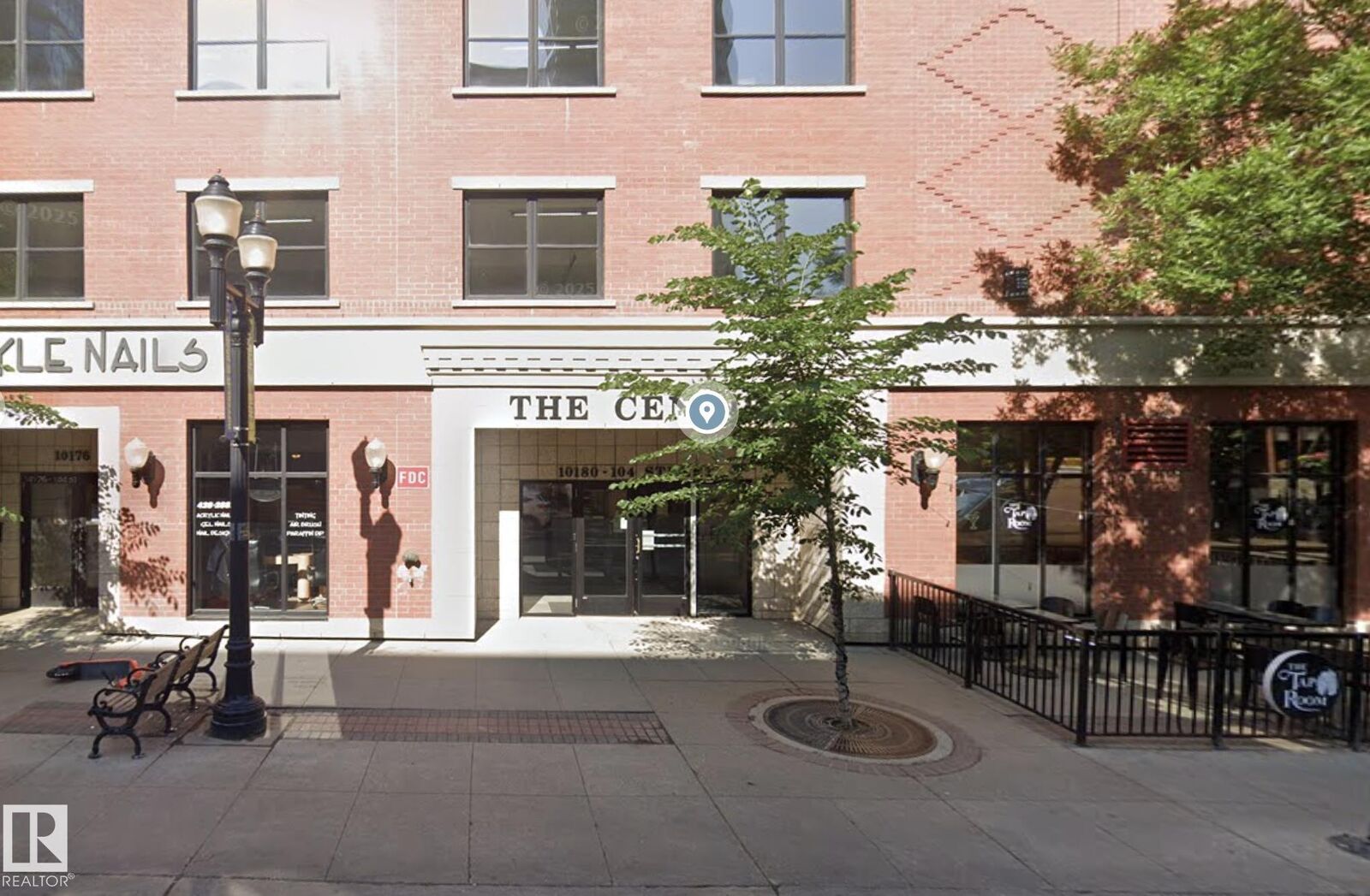 Property Photo:  10180 104 Street NW 2401  AB T5J 1A7 
