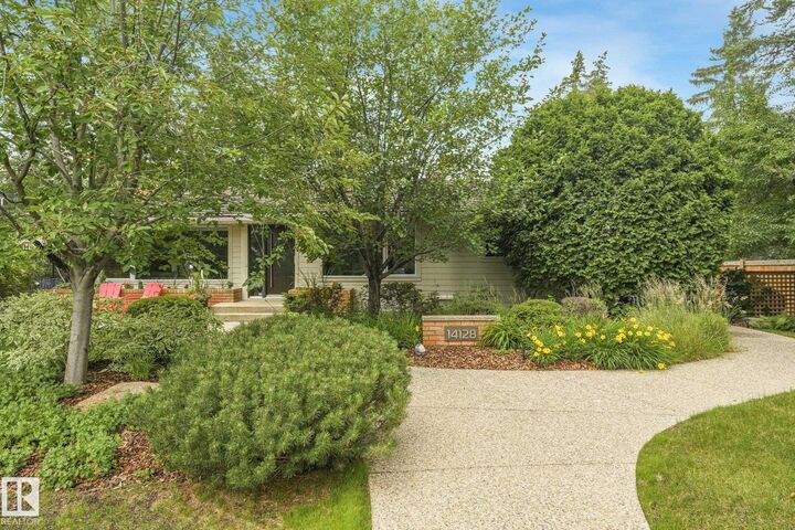 14128 98 Avenue NW — photo 1
