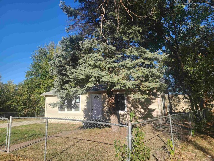 Property Photo: 1521 Custer Road KS 66441