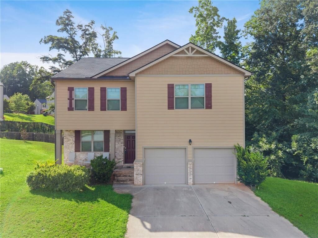 Property Photo:  8175 Berrywood Court  GA 30014 