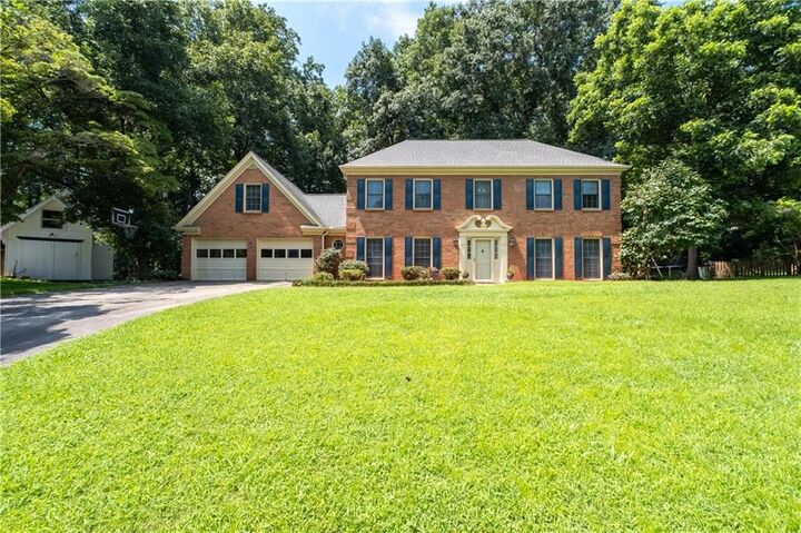 Property Photo:  5497 Georgetown Trace SW  GA 30047 