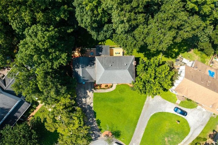 Property Photo:  5497 Georgetown Trace SW  GA 30047 