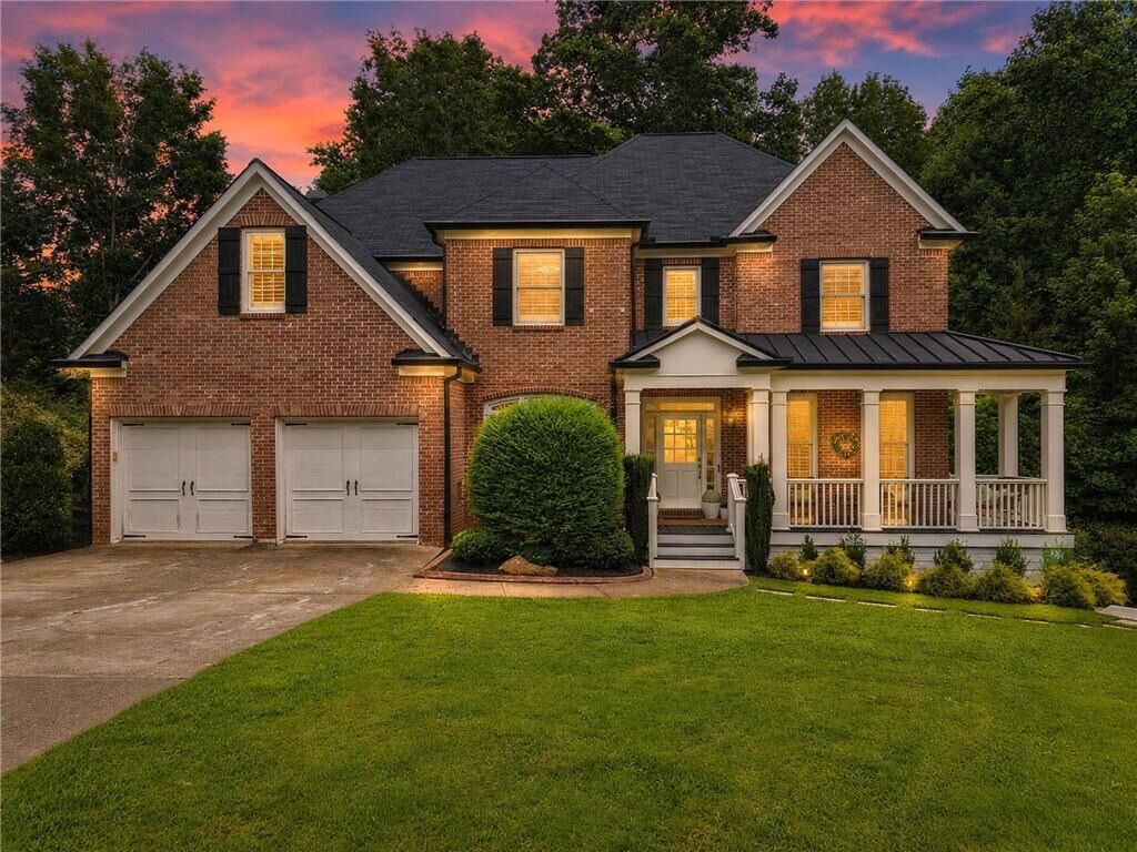 Property Photo: 6425 Stream Side Court GA 30041