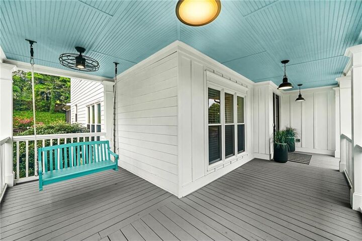 Property Photo:  2437 Retreat Close  GA 30066 