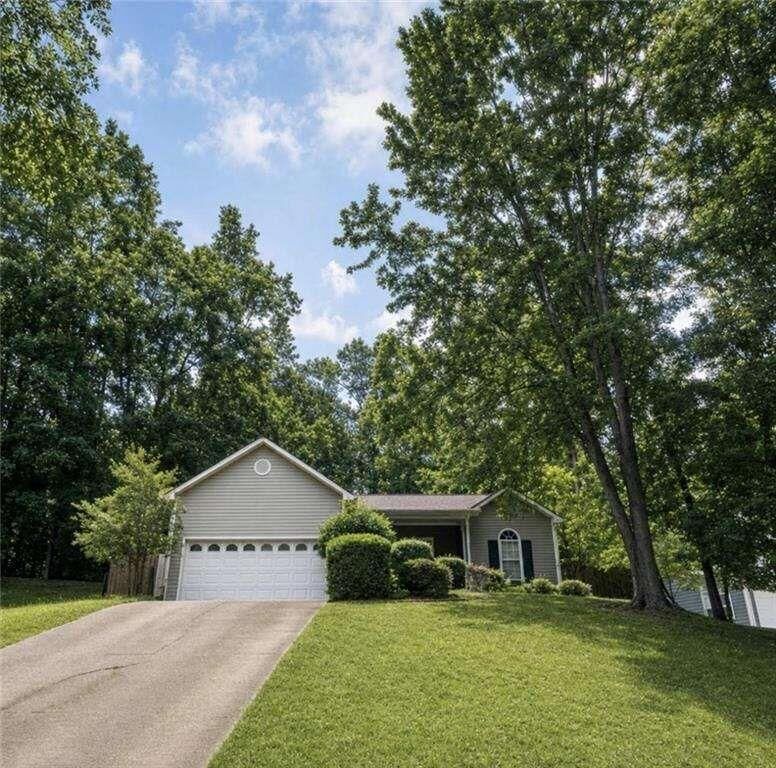 Property Photo: 5823 N Cove Road GA 30504