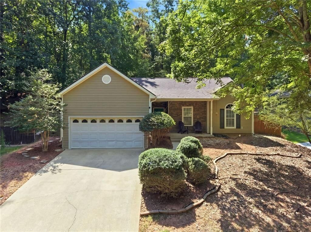 Property Photo:  5823 N Cove Road  GA 30504 