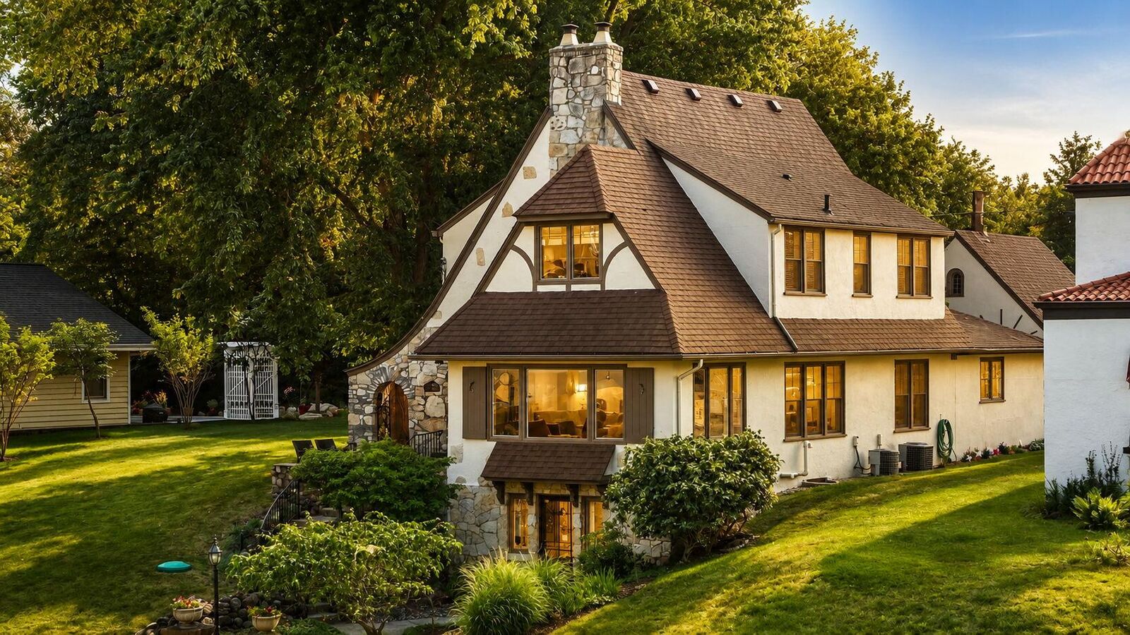 Property Photo:  2005 Lake Shore Drive  IN 46360 