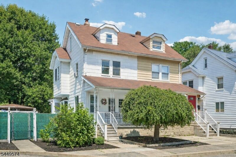 Property Photo:  2 Howard St  NJ 07442 