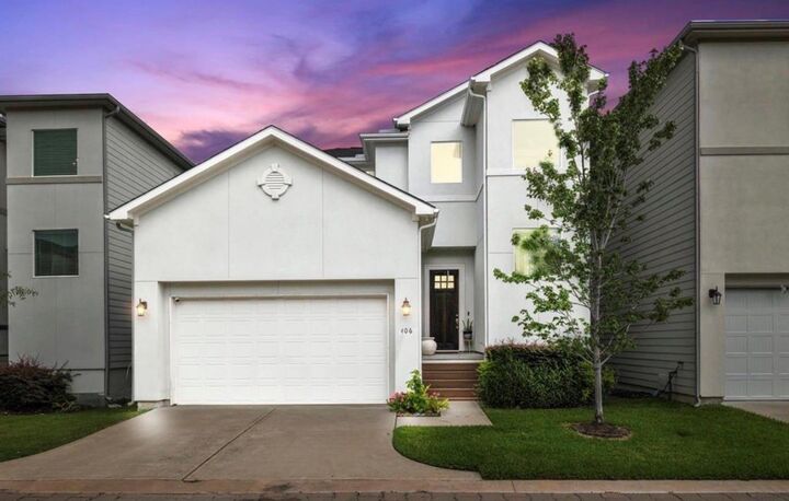 Property Photo:  406 Yale Oaks Lane  TX 77091 
