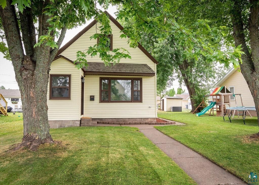 Property Photo:  1826 E 7th St  WI 54880 