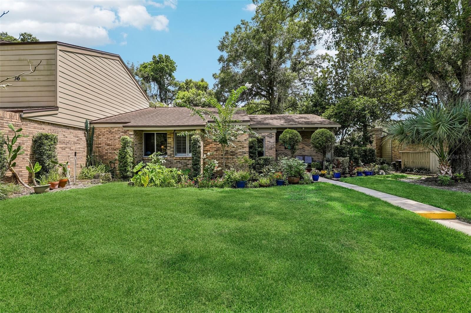 Property Photo: 460 Oak Haven Drive FL 32701