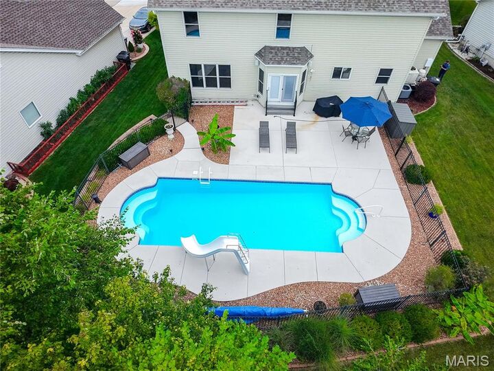 Property Photo:  1627 Wainscott Court  MO 63366 