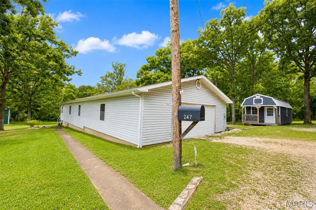 Property Photo:  247 E Highway 8  MO 65565 