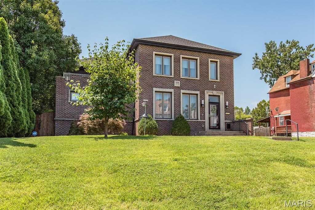 Property Photo: 4312 Washington Boulevard MO 63108