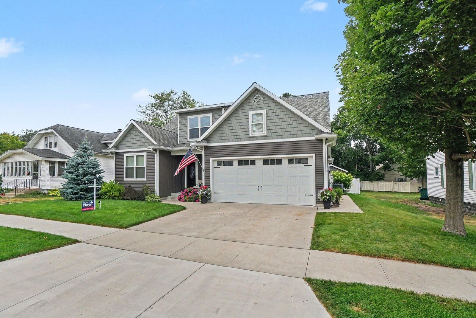 Property Photo: 223 Prospect Street MI 49456