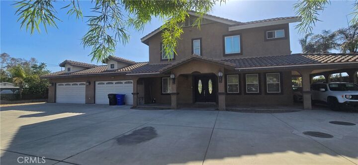 Property Photo:  9456 Elm Avenue 3  CA 92335 