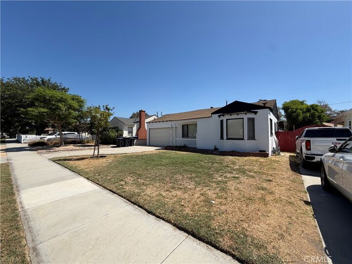 Property Photo: 636 N Lamer Street CA 91506