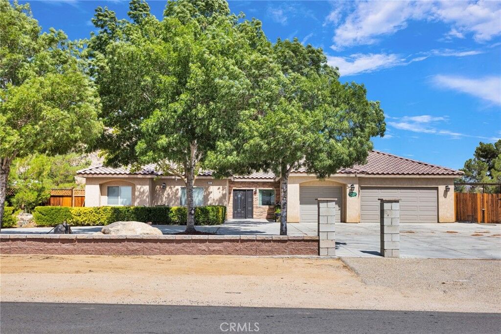 Property Photo: 17111 Mesquite Road CA 92307