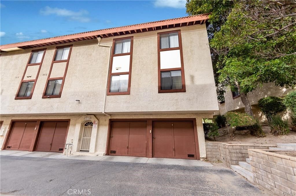 Property Photo:  27907 Tyler  CA 91387 