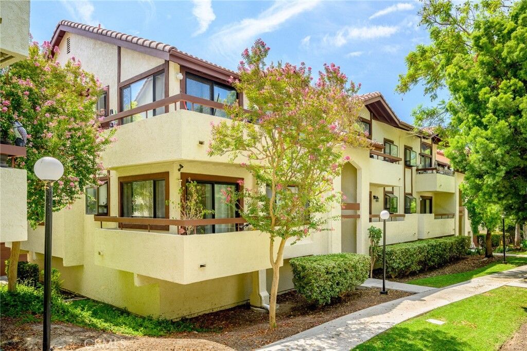 Property Photo:  27907 Tyler  CA 91387 
