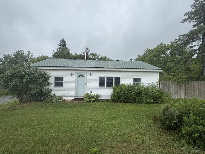Property Photo: 499 Main Road ME 04422