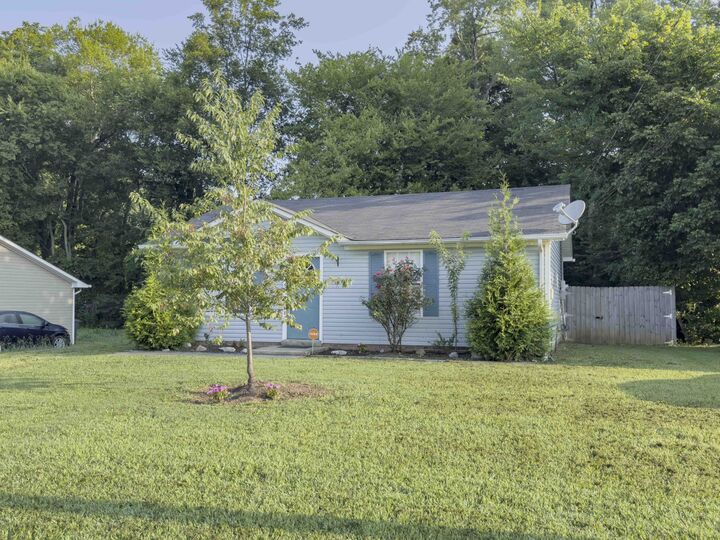 Property Photo:  115 Gail St  KY 42262 
