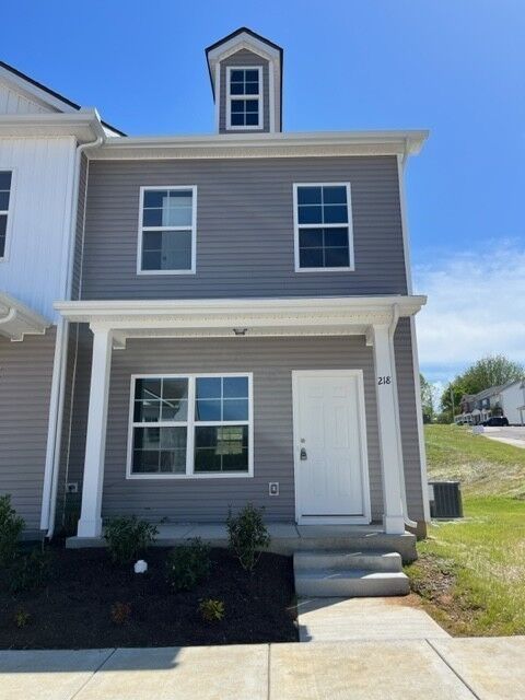 Property Photo:  218 Tara Ct  TN 38401 