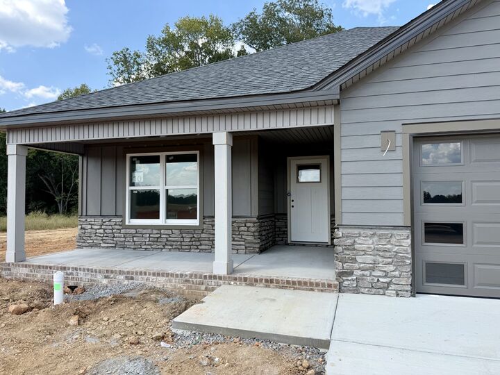 Property Photo: 10 Miller Farm TN 37043