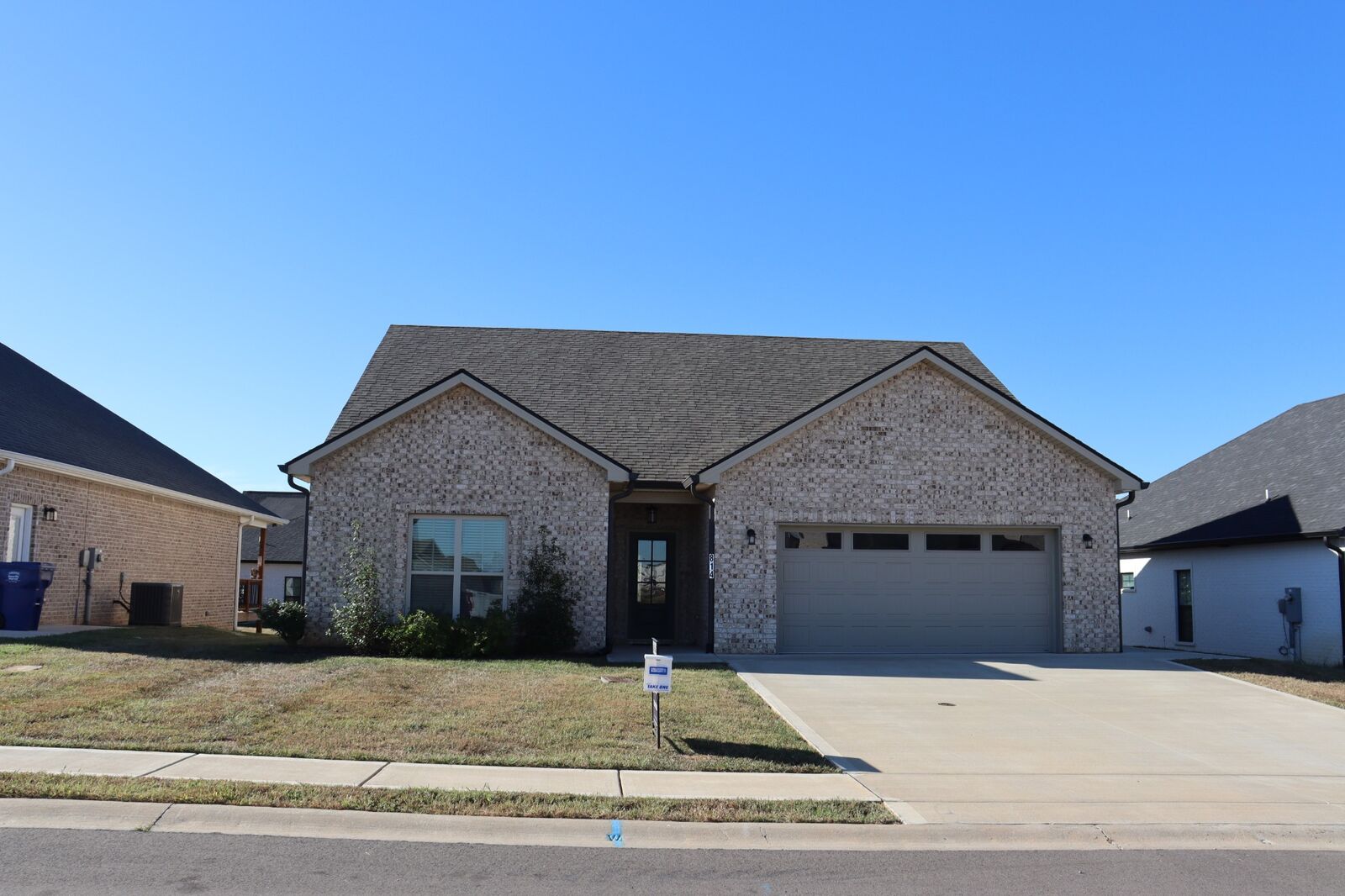 Property Photo:  814 Willowicke Dr  TN 37043 