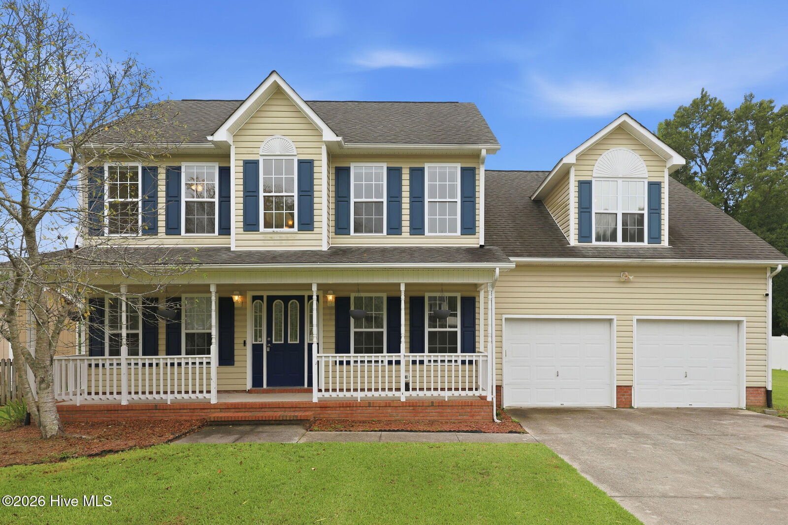 Property Photo:  201 Bridlewood Drive  NC 28540 