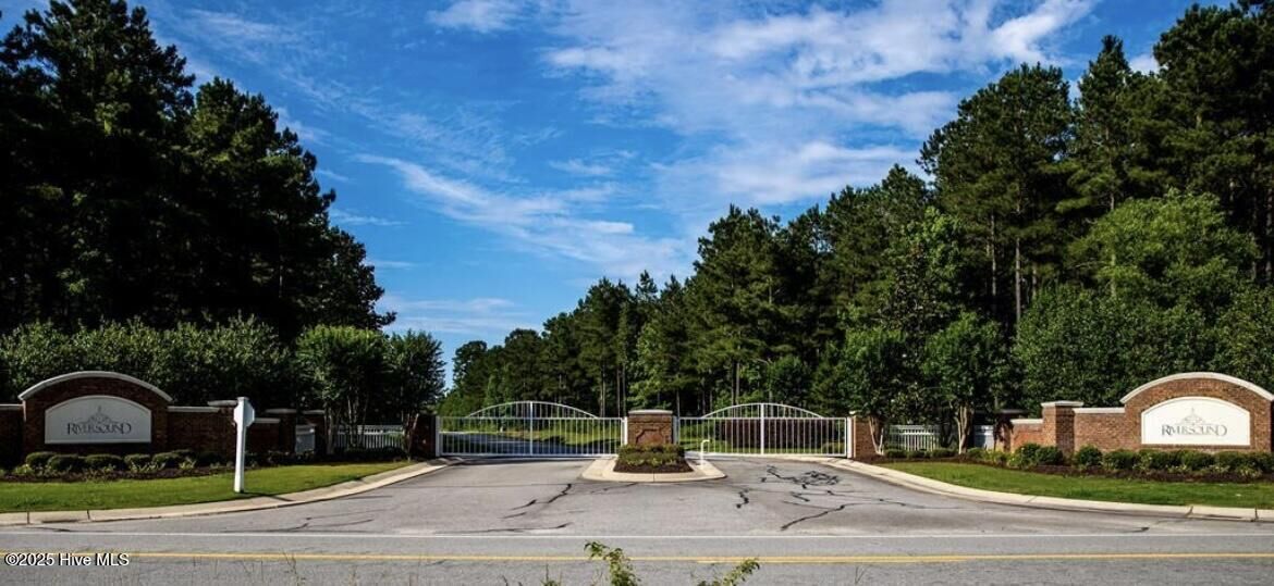 Property Photo:  804 27 Batts Island Road  NC 27932 