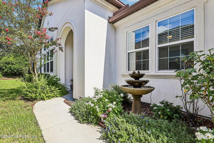 Property Photo:  14912 Venosa Circle  FL 32258 