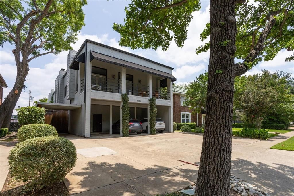 Property Photo:  4030 Holland Avenue 8  TX 75219 