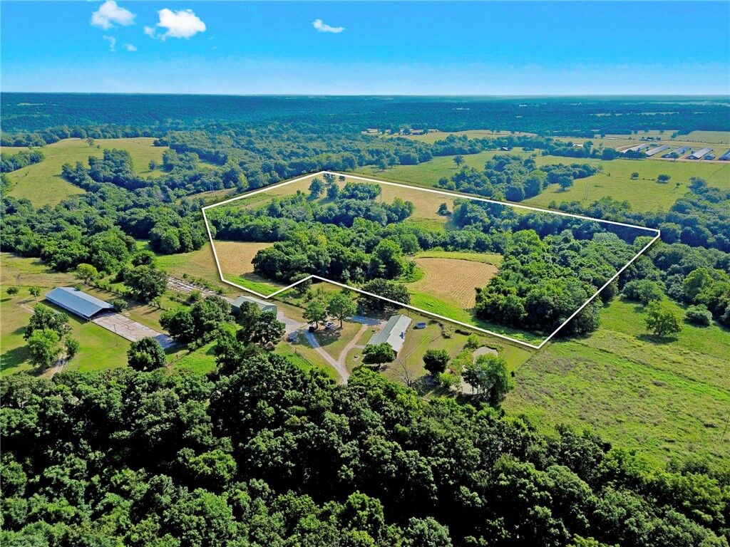 Property Photo:  9672 Mount Zion Road  AR 72722 
