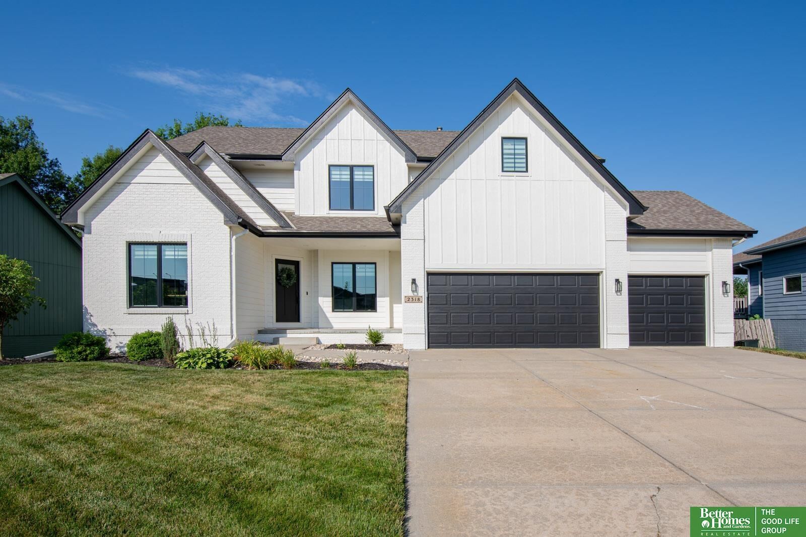 Property Photo: 2318 S 177th Street NE 68130